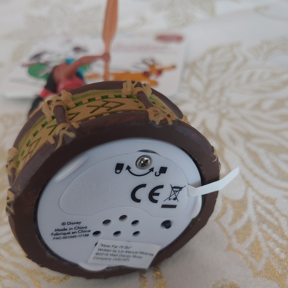 Disney Moana Ornament & Rare Elvis Stitch Ornament - Picture 6 of 7